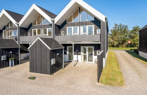 Lokken House | "Flugha" - 600m from the sea by Interhome
