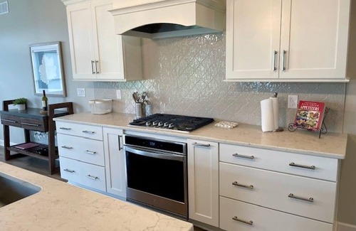 Canandaigua House | FLX! New! Upscale, modern 3-bedroom townhome in the heart of Canandaigua