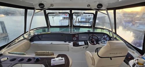 Central Boat Rental | Fly Knots