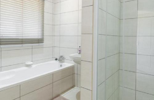 Mariental Apartment | Flying Ostrich Guesthouse & Self-catering Accommodation