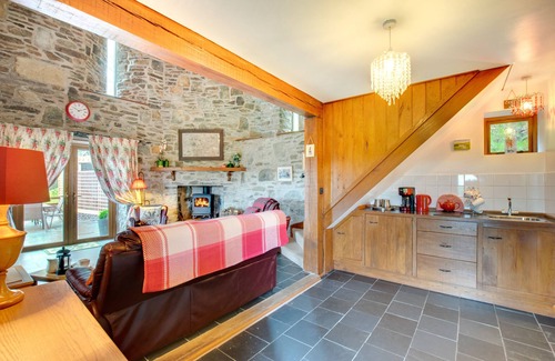Llanbrynmair House | Foel Fach - Three Bedroom House, Sleeps 5