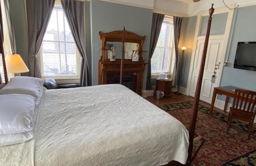 Historic District - North Bed & Breakfast | Foley House Inn