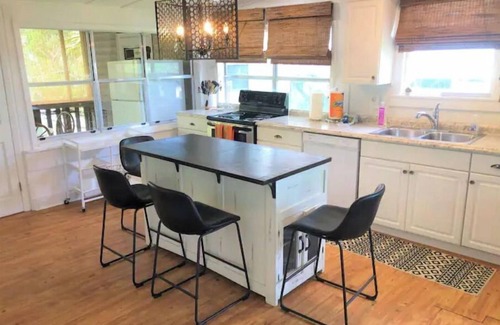 Folly Beach House | FollyTude OceanViewHouse Across@Beach+WalkTo Bars