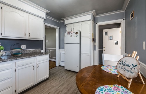Brighton House | Fonda Lake Bungalow