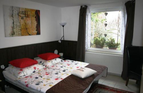 Tat House | Fontana Vendégház