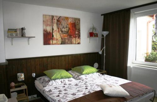 Tat House | Fontana Vendégház