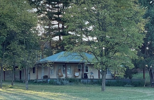 Adaminaby Cottage | Fontenoy Cottage - Country Escape in the heart of the Snowies