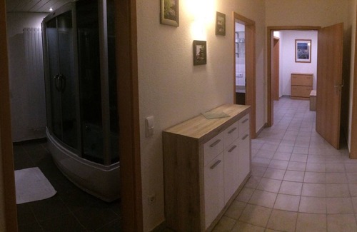 Schonau Apartment | For families and small groups - beautiful, large and stylish 3 room apartment