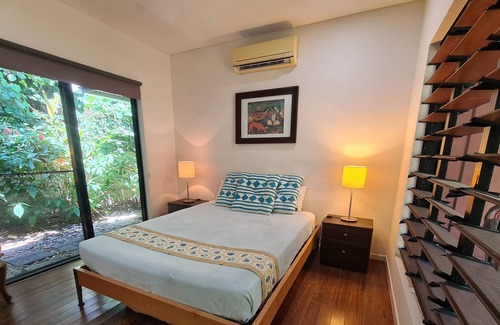 Port Douglas Cottage | FOR NUDISTS ONLY - THE RAKUEN GUEST PAVILION
