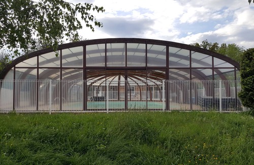 Blavignac Ski Chalet | For your "forest bathing", 3-room chalet with covered swimming pool