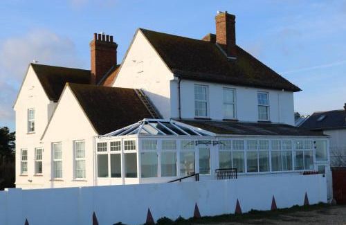 Littlestone-on-Sea Hotel | Foreshore House
