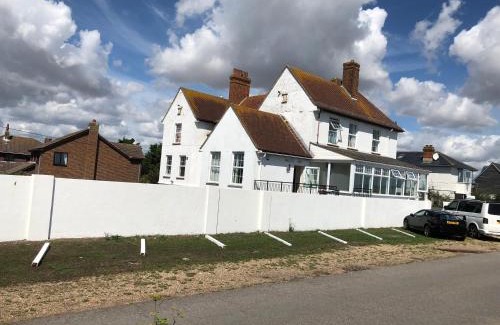 Littlestone-on-Sea Hotel | Foreshore House