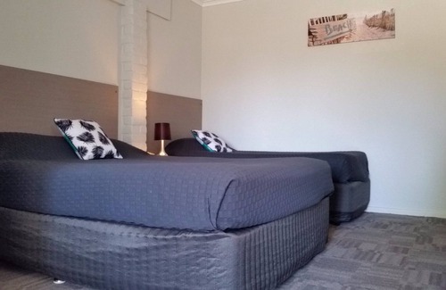 Mandurah Hotel | Foreshore Motel