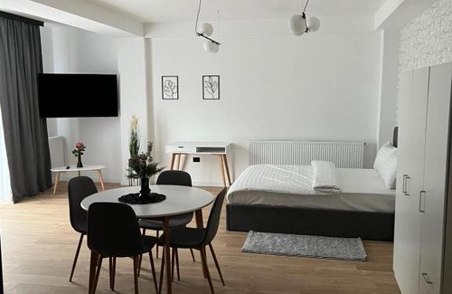 Pitesti Apartment | Forest Boutique