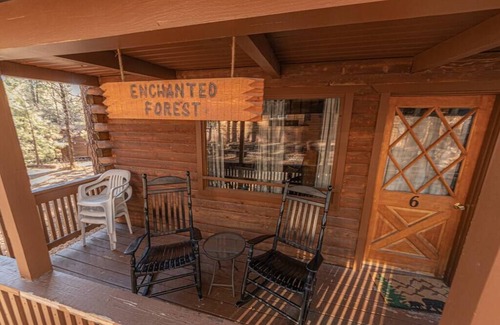 Christopher Creek Cabin | Forest Cabin 6 Enchanted Forest