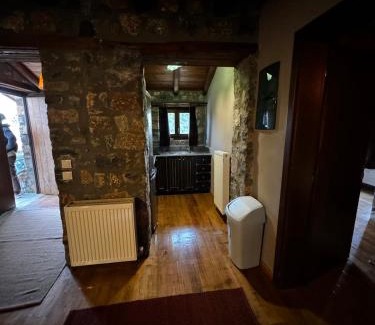 Aghios Athanasios Ski Chalet | Forest House