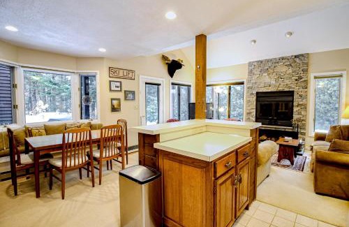 Waterville Valley Apartment | Forest Hideaway