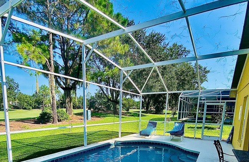 Haines City House | Forest Hill Villa - 4BR Villa w Private Pool and Golf course View