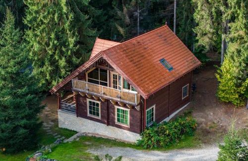 Joseni House | Forest Home Relax