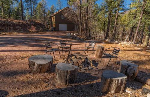 Christopher Creek House | Forest Home Retreat 11 Ridgeview Retreat