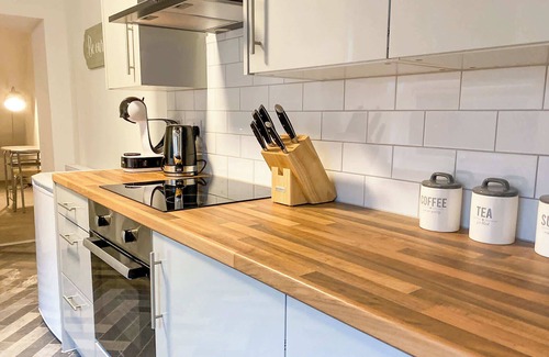 Cwmafan House | Forest House in Afan Forest Park by STAE-Homes