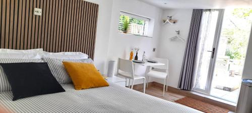 New Forest District Apartment | Forest Palms Studio The New Forest National Park