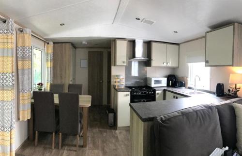 Ringwood House | Forest View at Oakdene Forest Park - Leisure Passes Included!