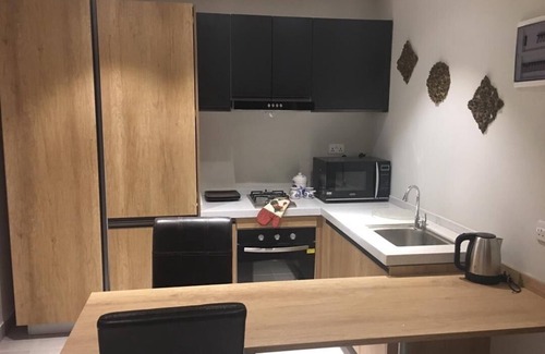 Kerr Serign Apartment | FOREST VIEW LUXURY APARTMENT 3MINS WORK TO BEACH, WIFI