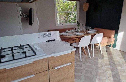 Oud-Turnhout Apartment | Forestside Retreat in Turnhout