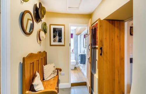 Leyburn House | Forge Cottage