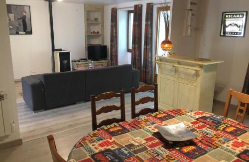 Saint-Cirq-Lapopie House | FORGEROC