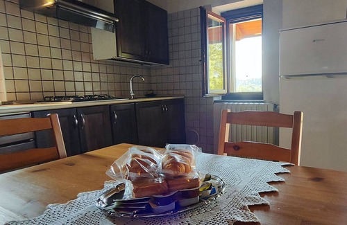 Garibaldi Apartment | Forget-me-nots, holiday home in Monferrato