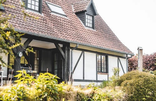 Kruibeke House | Former doctor's house near Wissekerke Castle