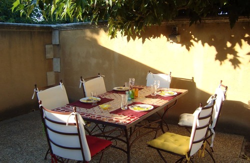 Maubec House | Former vineyard, now converted into beautiful holiday homes - in the heart of Provence
