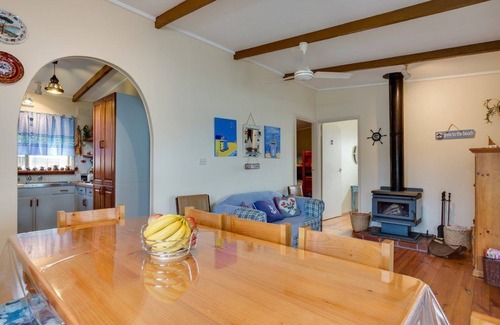 Sorrento House | FORREST MEDITERRANEAN GARDEN & PIZZA OVEN HIDEAWAY IN SORRENTO