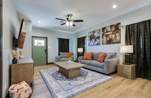 San Angelo House | Fort Concho 2 BR 2 and a half BA New
