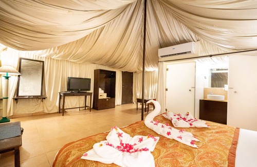 Jadhavwadi Hotel | Fort JadhavGADH - A GADH Heritage Hotel