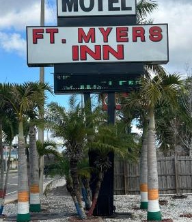 Maravilla Hotel | Fort Myers Inn