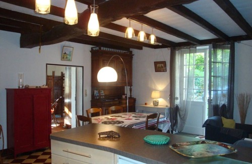 Saint-Aubin-de-Branne House | Fortified House in the Entre-Deux-Mers