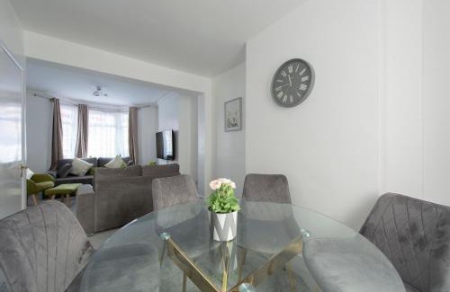Greenwich House | Fortified Beautiful Three bedroom House
