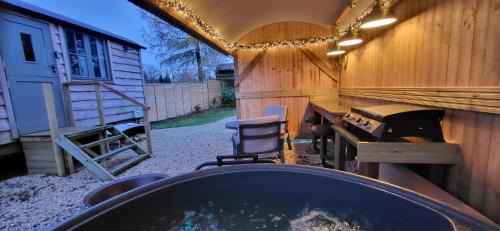 Chard House | Forton House Shepherd's Huts