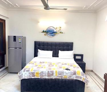 Saket Apartment | Fortune Home Service Apartment, Studio E-30