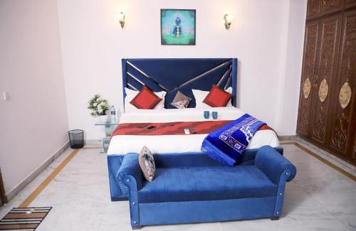 Saket Apartment | Fortune Home Service Apartment,2Bhk, D-198,SAKET