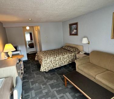 Enderby Hotel | Fortunes Landing Motor Inn