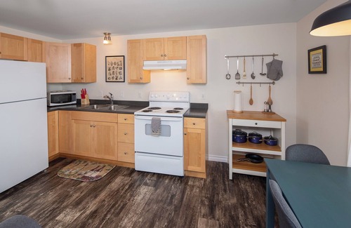 Egerton Apartment | Fossil Farms - Stay, Relax and Dine with Us