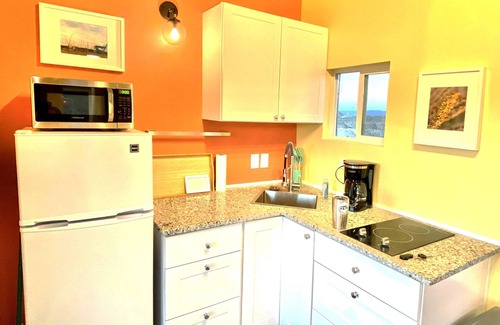 Terlingua House | Fossil Knob Ridge -Buena Suerte: Ultra Modern