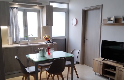 Kardamena Apartment | Fotaki's Home - Comfortable newbuilt 2 Bedroom Home, 20 meters from the sea