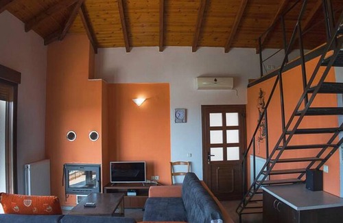 Kato Lechonia House | Foula House in Magnisia