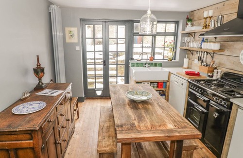 Lower Heyford Cottage | Fountain View Cottage