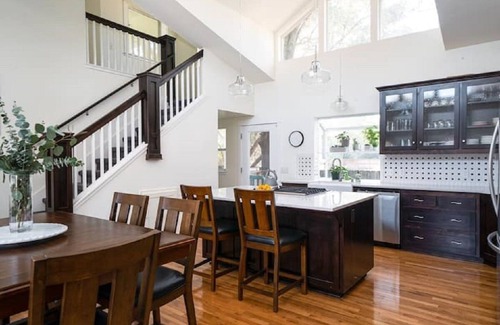 Chico House | Four Bedroom Beauty in Historic Neighborhood